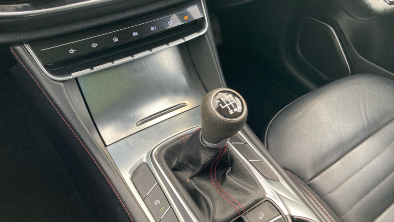 MG Hs 1.5 T-GDI Exclusive 5dr Petrol Hatchback